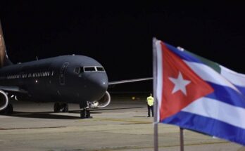 Avión de la Fuerza Aérea de México aterriza en aeropuerto de Matanzas. Foto: Omara García/ ACN.