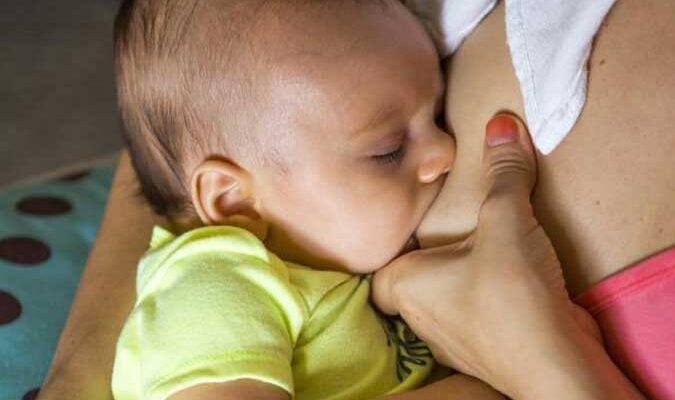Madres floridanas reconocen la importancia de la lactancia materna