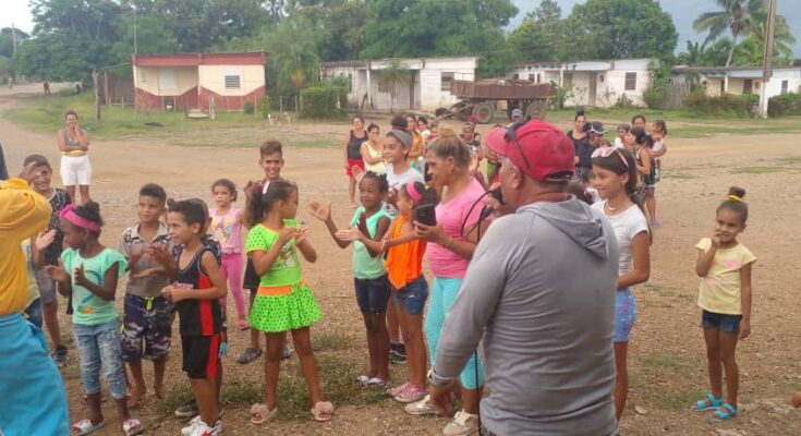 Actividades por fin de etapa estival llegan a barrios y comunidades floridanas