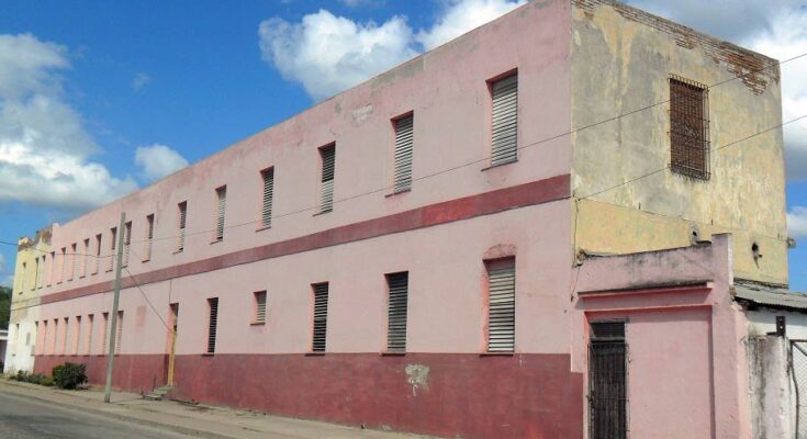 Escuela Camilo Cienfuegos