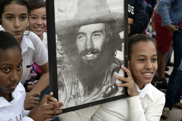 Camilo Cienfuegos vive en el corazón de los cubanos