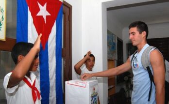 Niños y adolescentes floridanos fieles colaboradores de las elecciones nacionales