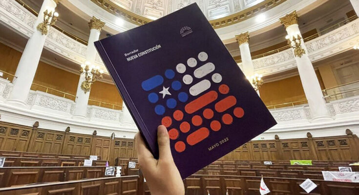 Comité de expertos constitucionales de Chile continúa debates