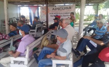 Apicultores floridanos estarán presentes en el desfile proletario del 1ro de Mayo