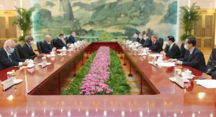 Autoridades de China resaltan vínculos partidistas con Cuba