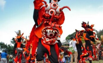 Panamá celebra tradicional festival de Congos y Diablos de Portobelo