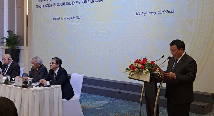 Recalcan en Vietnam fuerte revitalización del socialismo