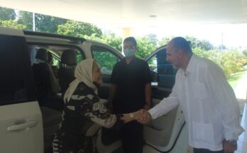 De visita en Guantánamo embajadora de Indonesia en Cuba
