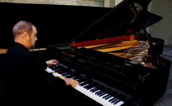 Sala cubana de concierto presenta a maestro pianista Ulises Hernández