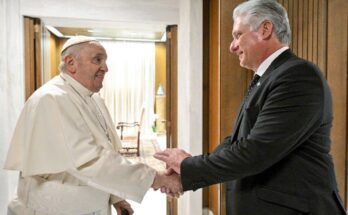 Presidente de Cuba fue recibido por el papa Francisco en el Vaticano