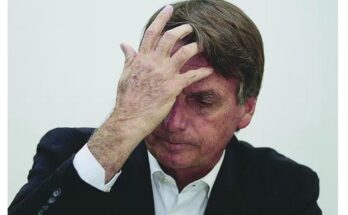 Inelegible Bolsonaro podría responder por otros delitos en Brasil