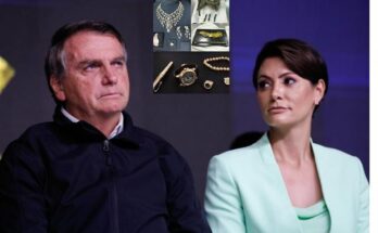 Bolsonaro y esposa en mira de policía de Brasil por caso joyas