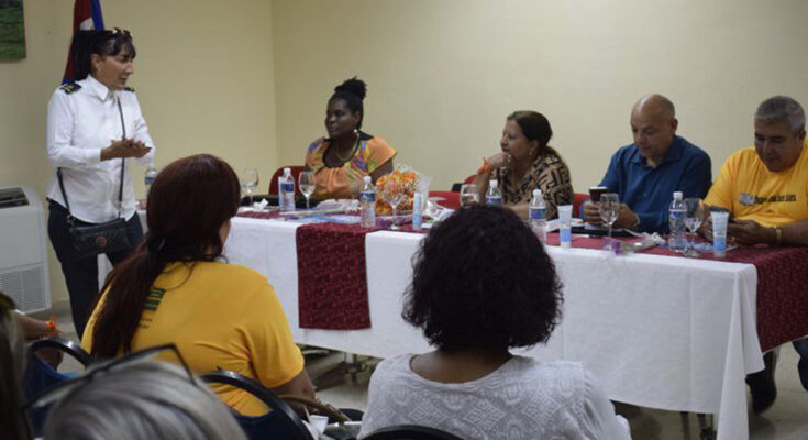 Intercambian sobre igualdad de género en el sector del transporte en Cuba