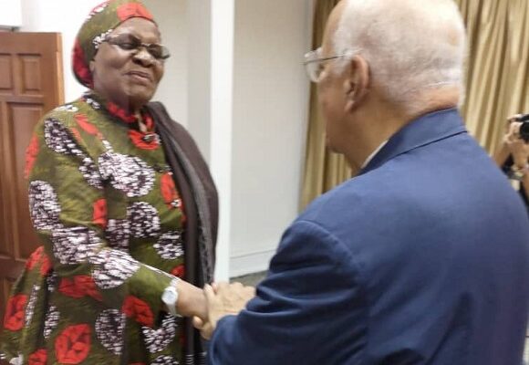 Recibe Ricardo Cabrisas a Viceprimera ministra y Ministra de Asuntos Exteriores y Cooperación de Namibia