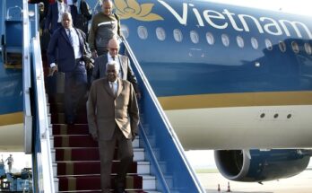 Inicia Estaban Lazo visita oficial a Vietnam para celebrar el 50 aniversario de la primera visita de Fidel a esa nación