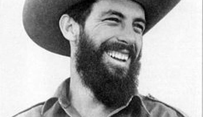 Cuba recuerda a Camilo Cienfuegos a 64 años de su desaparición física