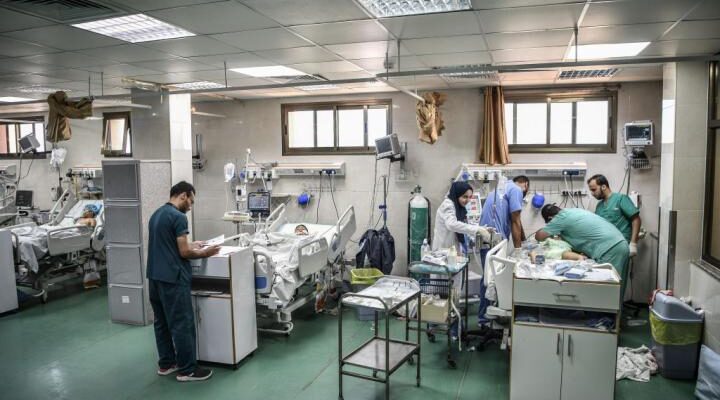 Médicos rechazan evacuar hospital en Gaza pese a amenazas israelíes