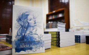 Presentan en Florida el libro Prosas cubanas por Alicia Alonso