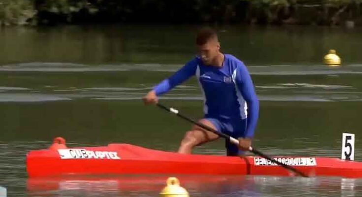 Cubano Pelier enchapó en oro su canoa en Santiago 2023