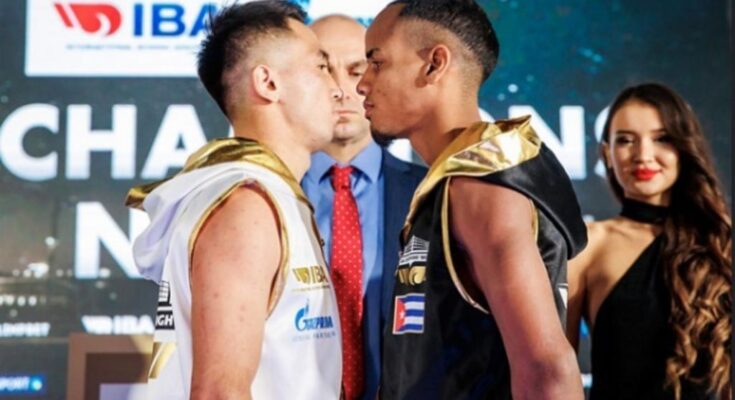 Boxeador cubano Martínez combate en Noche de Campeones