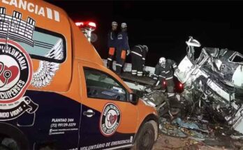 Accidente entre camión y autobús causa 25 muertos en Brasil