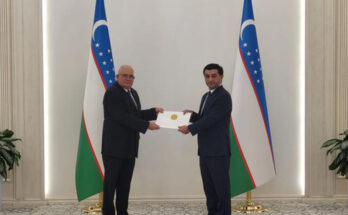 Embajador de Cuba entrega cartas credenciales en Uzbekistán