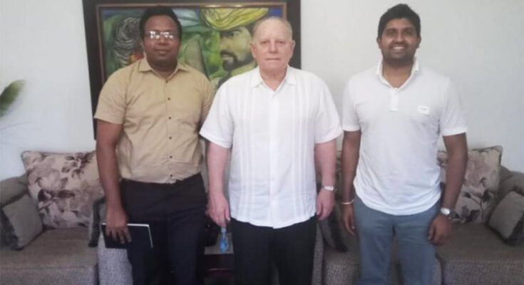 Dialoga embajador de Cuba con gerentes de farmacéutica de Sri Lanka