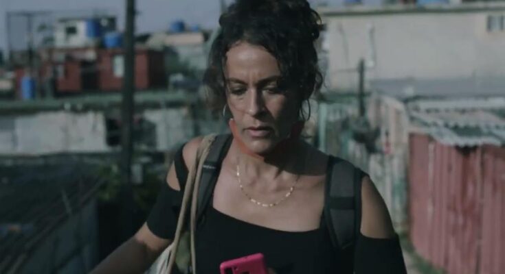 Filme cubano La mujer salvaje sigue viaje entre reflectores