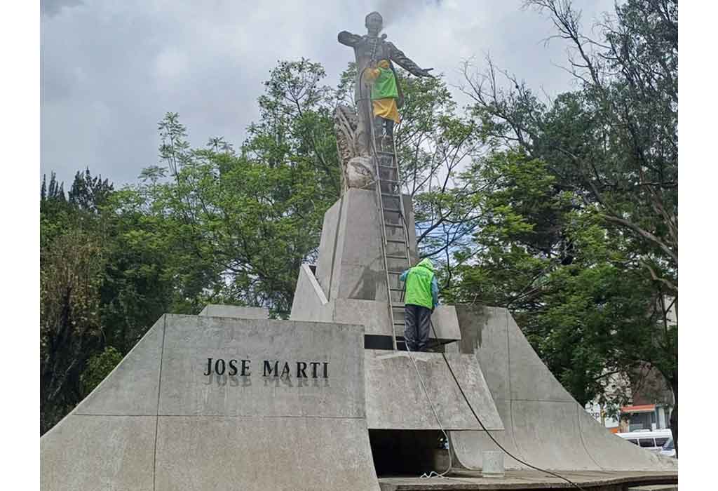 Municipalidad capitalina restaura Plaza José Martí en Guatemala