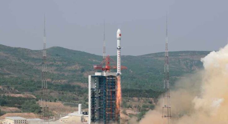 Otros cuatro satélites de China viajan al espacio