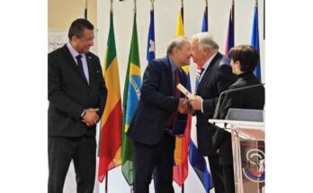 Senado francés reconoce a científico de Cuba