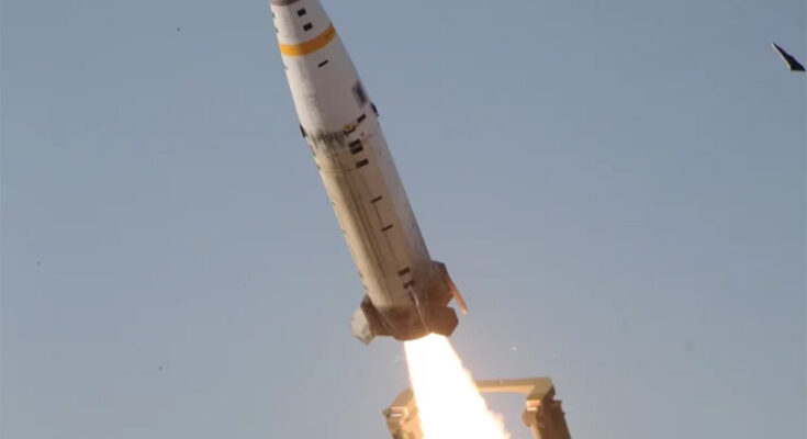 Defensa rusa destruye 10 misiles ATACMS sobre Crimea