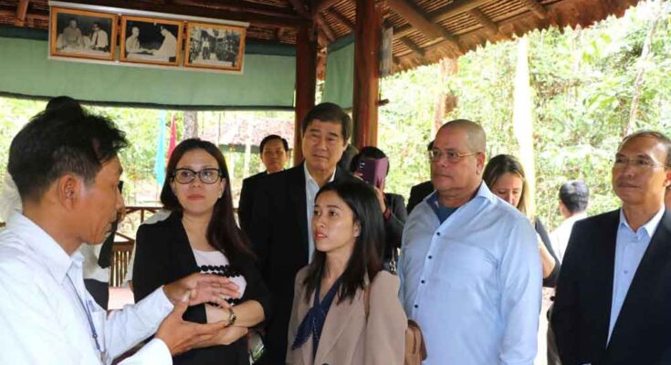 Conmemoran 55 aniversario de Embajada de Cuba en selva de Vietnam