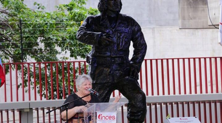 Aleida Guevara agradece a Prensa Latina por recordar a su padre