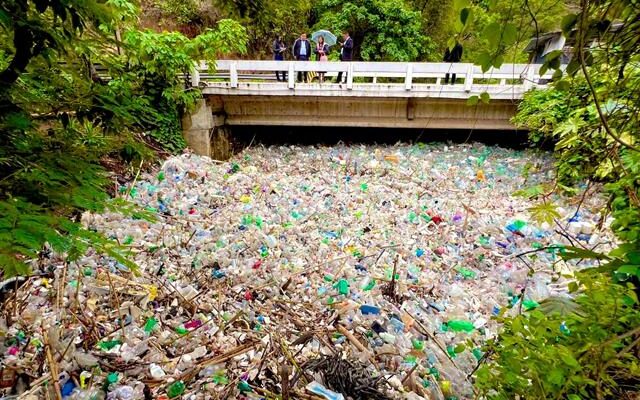 Contaminación en Guatemala, otro desafío que recordó la lluvia (+Fotos)