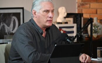Bancarización busca desarrollo económico de Cuba, afirma Díaz-Canel