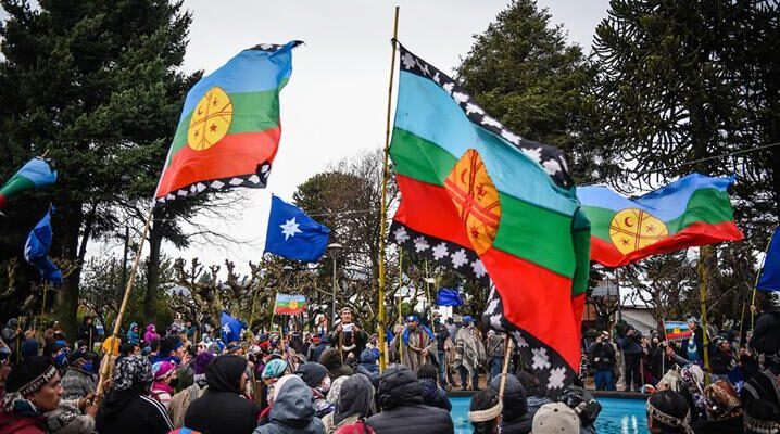 Piden restituir tierras y ayuda social a mapuches en Chile