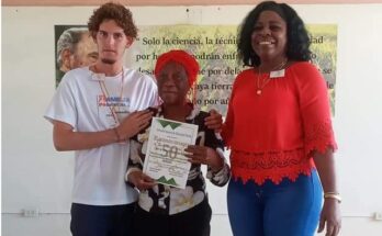 Mirtha Smith Preddee; más de 50 años de ejercicio docente en Florida