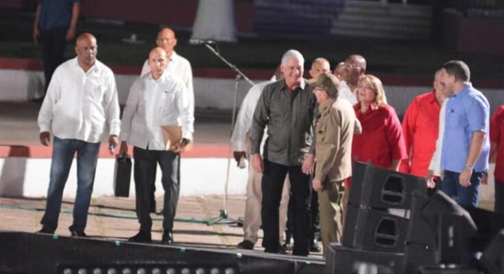 Encabezan Raúl Castro y Díaz-Canel acto por el 26 de julio en Cuba