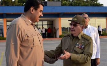 Felicita Raúl Castro a Nicolás Maduro por victoria electoral