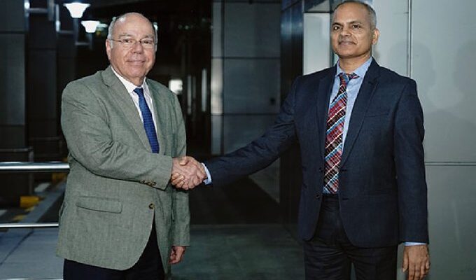 Llegó a India canciller de Brasil