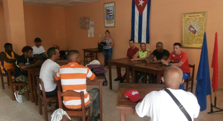 Sesionó en Florida seminario de Artes Marciales Mixtas