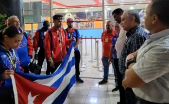 Reciben al equipo campeón mundial de baseball5