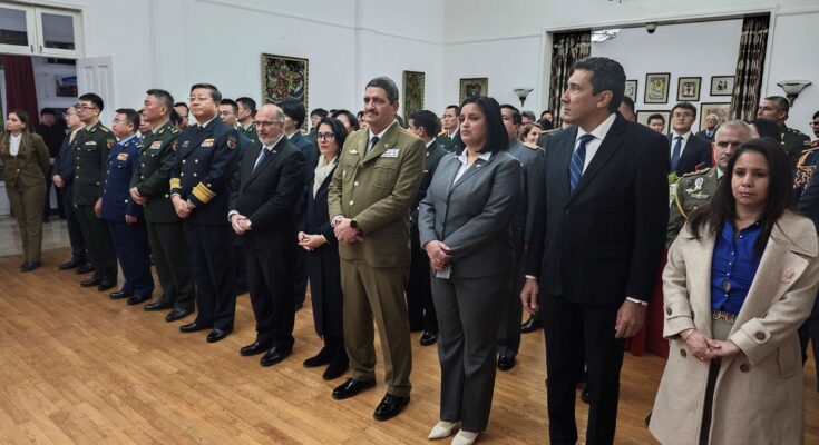 Cuba y China saludan aniversario de Fuerzas Armadas Revolucionarias