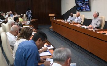 Cuba se alista para atenuar daños de tormenta tropical Rafael