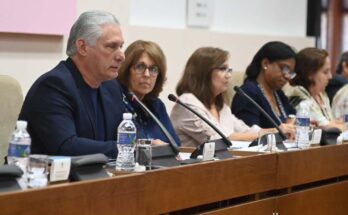Díaz Canel: Cultura y Educación son antídotos contra la manipulación