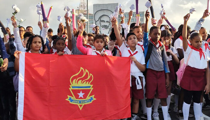 Desfile martiano honra hoy al Apóstol en toda Cuba
