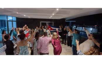 Celebran en Panamá aniversario 66 de la Revolución cubana