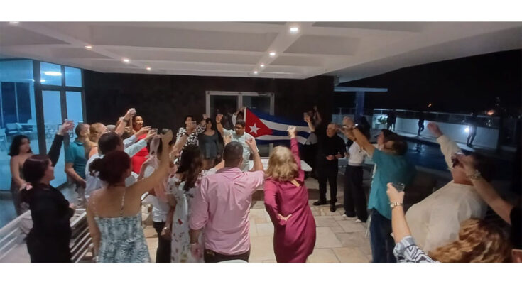 Celebran en Panamá aniversario 66 de la Revolución cubana