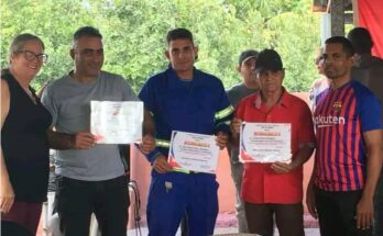 Reconocen en Florida a trabajadores destacados del sector eléctrico